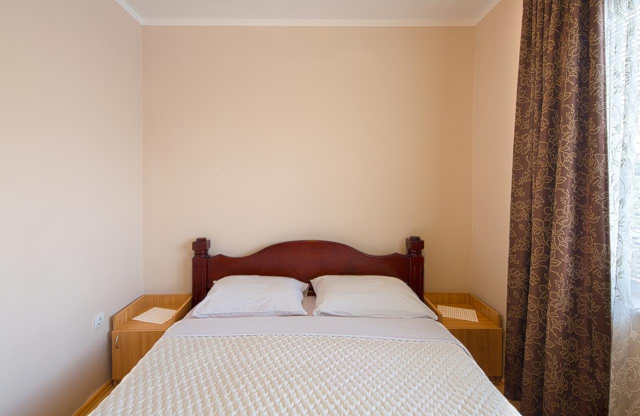 בודווה Apartmani Zeljko Vujovic מראה חיצוני תמונה